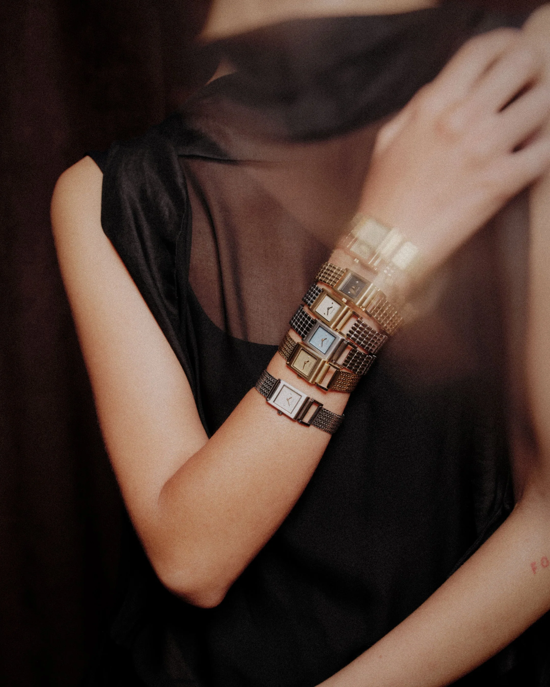 Revel (Tethered) - Gold/Champagne - Image 6